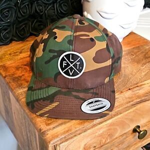 Mens LiveFit Apparel Hat Snapback Adjustable Cap Camo